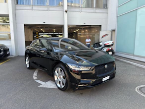 https://vehicle.imgix.net/4406361/e16c4c14-b3ae-4a1a-94f7-2d06feee1eb0.jpg