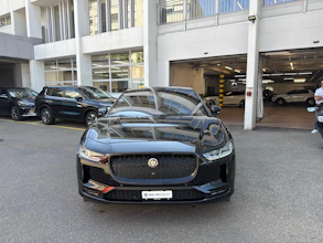 https://vehicle.imgix.net/4406361/e599c7ca-da9e-482b-9309-604ab5b43900.jpg