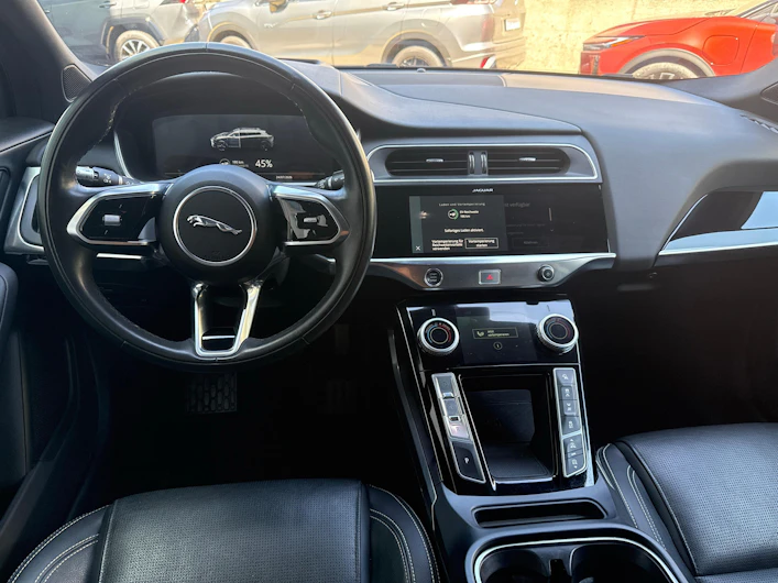 immagine del veicolo JAGUAR I-PACE
