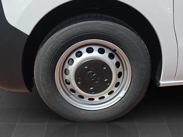 Toyota PROACE Van L1 2.2 D Active