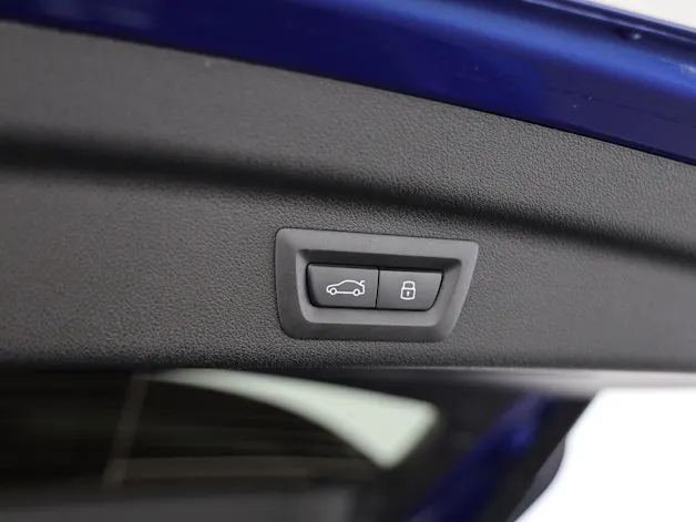 BMW 230e xDrive paddles Active Tourer