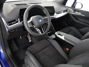 BMW 230e xDrive paddles Active Tourer