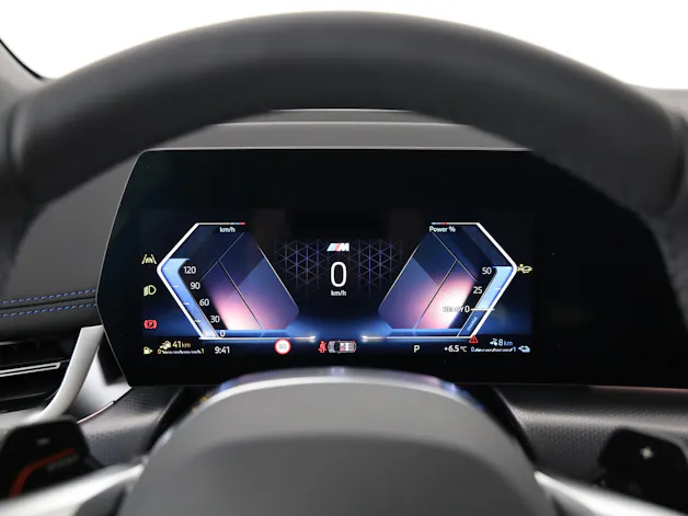 BMW 230e xDrive paddles Active Tourer