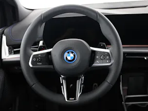 BMW 230e xDrive paddles Active Tourer