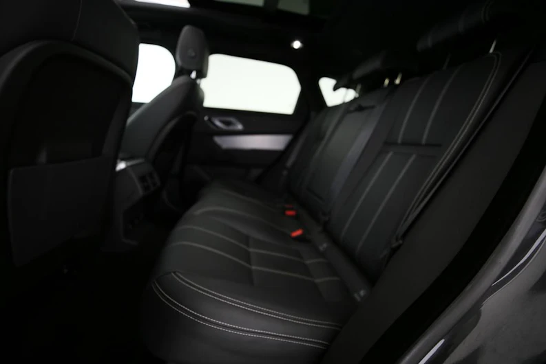 image du véhicule LAND ROVER RANGE ROVER VELAR