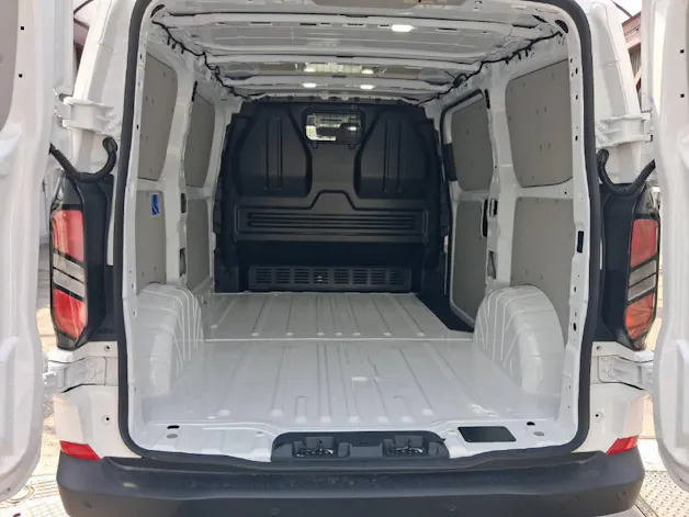 Ford Transit C Van 320 L1 2.5 Duratec 233 Trend PHEV