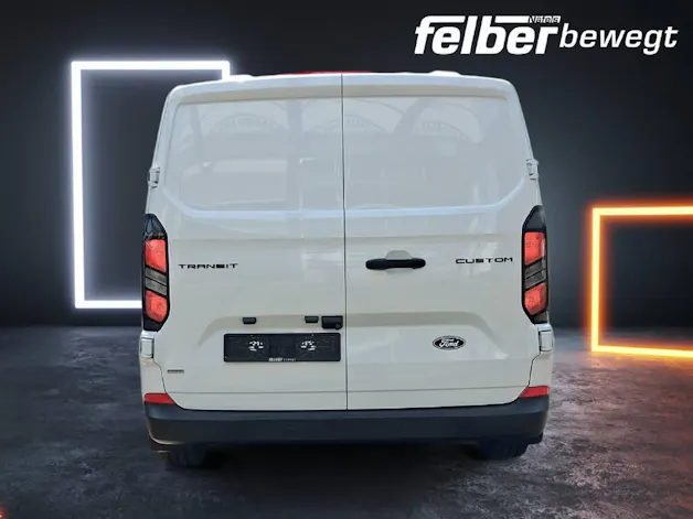 Ford Transit C Van 320 L1 2.5 Duratec 233 Trend PHEV