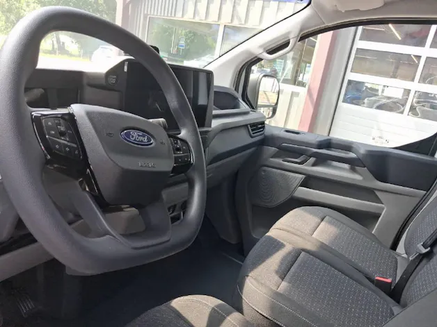 Ford Transit C Van 320 L1 2.5 Duratec 233 Trend PHEV