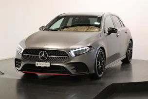 MERCEDES-BENZ A 200 AMG Line