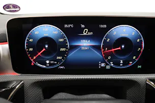 MERCEDES-BENZ A 200 AMG Line