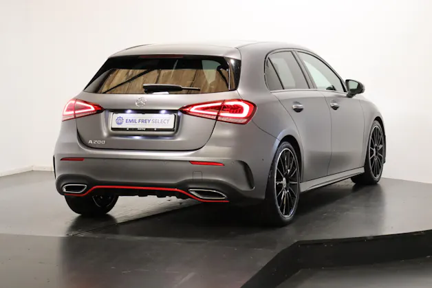 MERCEDES-BENZ A 200 AMG Line