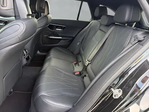 MERCEDES-BENZ C 300 AMG Line 4matic Kombi (CH) 📍
