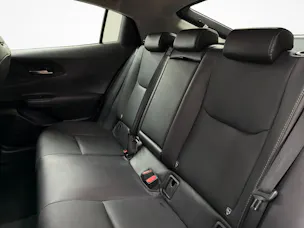 Toyota Prius 2.0 Plug-In-Hybrid Premium