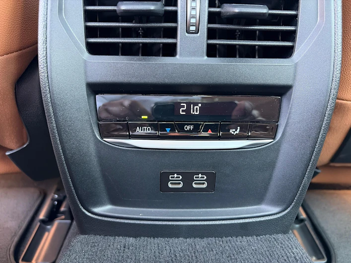 Fahrzeugbild BMW i4