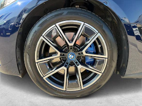 https://vehicle.imgix.net/4406599/46ab4463-3799-44d0-8f84-71ba0c72851b.jpg