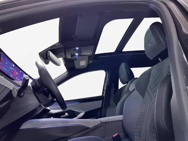 PEUGEOT 5008 1.6 PHEV GT