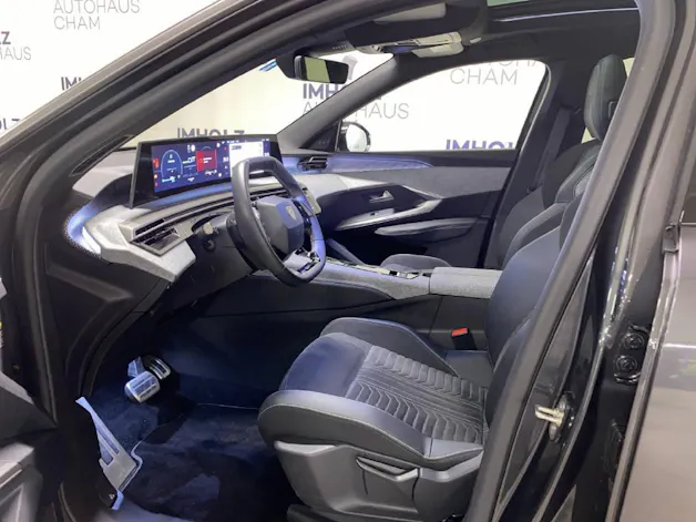 PEUGEOT 5008 1.6 PHEV GT