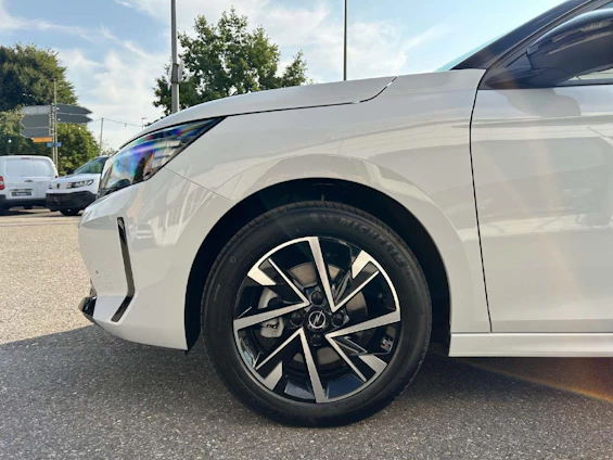 Fahrzeugbild 5 Fahrzeugbild 5