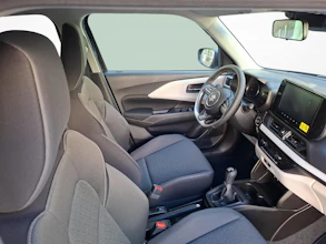 https://vehicle.imgix.net/4406613/a72fabba-8657-40aa-ba20-fa40beda2e3e.jpg