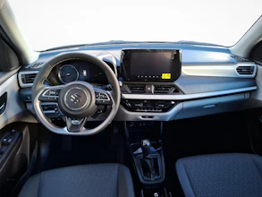 https://vehicle.imgix.net/4406613/e366d641-659e-4a31-93f2-3709ca4b7dab.jpg