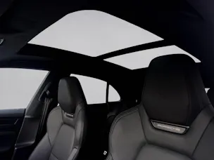 PORSCHE Macan Turbo