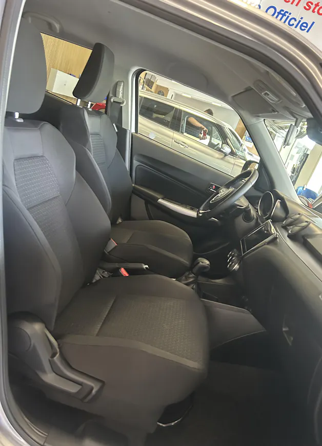 Suzuki Swift 1.2 Compact Top Hybrid