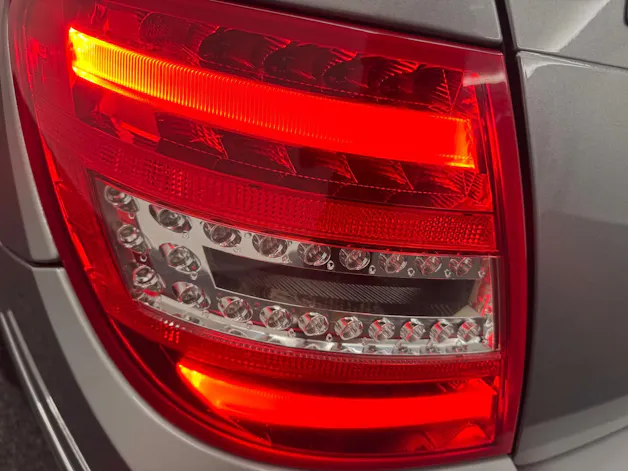 Mercedes-Benz C 250 CDI BlueEF Avantgarde 4m Kombi