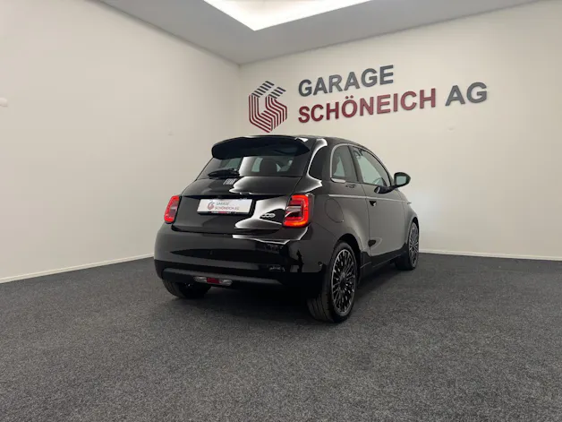 Fiat 500 La Prima