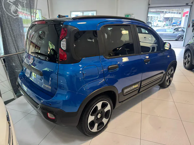 FIAT Pandina 1.0 MHEV Cross