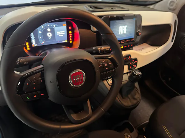 FIAT Pandina 1.0 MHEV Cross