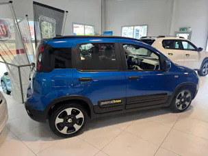 FIAT Pandina 1.0 MHEV Cross