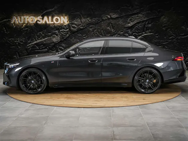 BMW 520d xDrive M Sport Steptronic *Werksgarantie*21" Felgen*Sitzlüftung*Harman/Kardon*
