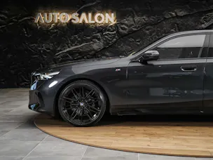 BMW 520d xDrive M Sport Steptronic *Werksgarantie*21" Felgen*Sitzlüftung*Harman/Kardon*