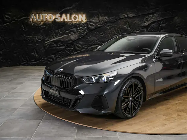 BMW 520d xDrive M Sport Steptronic *Werksgarantie*21" Felgen*Sitzlüftung*Harman/Kardon*
