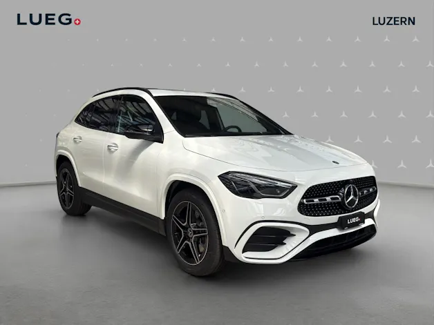 Mercedes-Benz GLA 250 4Matic 8G-DCT Swiss Star