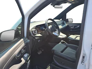 Mercedes-Benz V 300 d extralang Avantgarde 4Matic 9G-Tronic