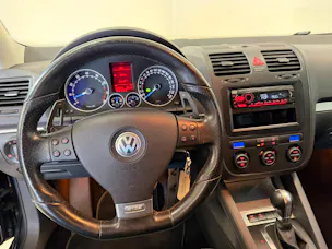 VW Golf R32 4Motion
