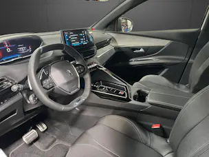 Peugeot 5008 1.2 MHEV GT