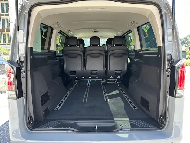 Mercedes-Benz eVito 129 KB TOURER PRO Lang 4x2