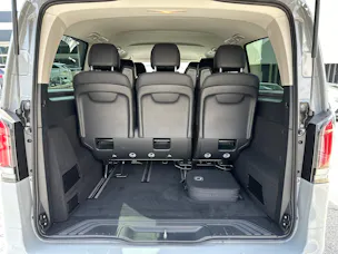 Mercedes-Benz eVito 129 KB TOURER PRO Lang 4x2