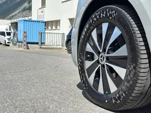 Mercedes-Benz eVito 129 KB TOURER PRO Lang 4x2