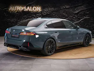 BMW 520d xDrive M Sport Steptronic *Werksgarantie*21" Felgen*Sitzlüftung*Harman/Kardon*