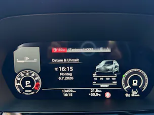 Audi RS3 SPORTBACK 2.5 400PS TFSI QUATTRO *** VOLLAUSSTATTUNG MIT SCHALENSITZEN ***