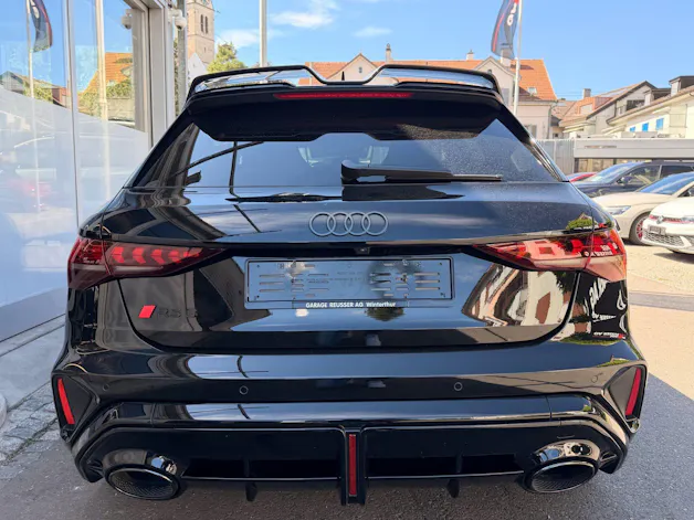 Audi RS3 SPORTBACK 2.5 400PS TFSI QUATTRO *** VOLLAUSSTATTUNG MIT SCHALENSITZEN ***