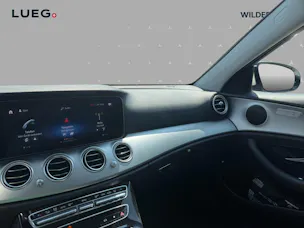 MERCEDES-BENZ E 220 d T 4Matic Swiss Star 9G-Tronic