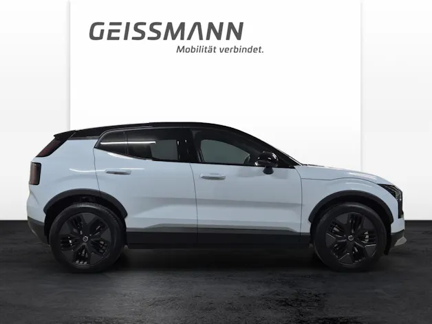 VOLVO EX30 CC P8 Plus AWD