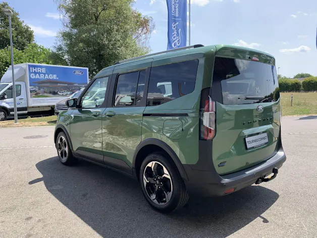 Ford E-Tourneo Courier Active