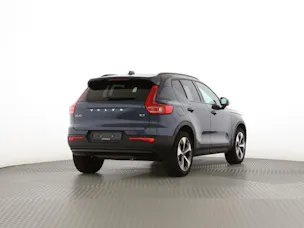 Volvo XC40 2.0 B3 MH Plus Dark