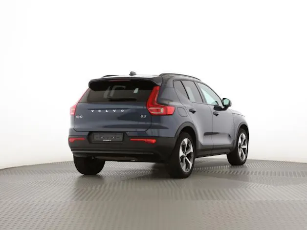 Volvo XC40 2.0 B3 MH Plus Dark