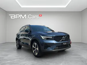 VOLVO XC40 2.0 B3 MH Plus Dark